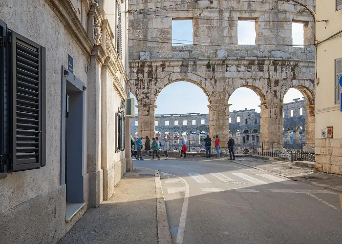 Elegant Next To Arena Pula