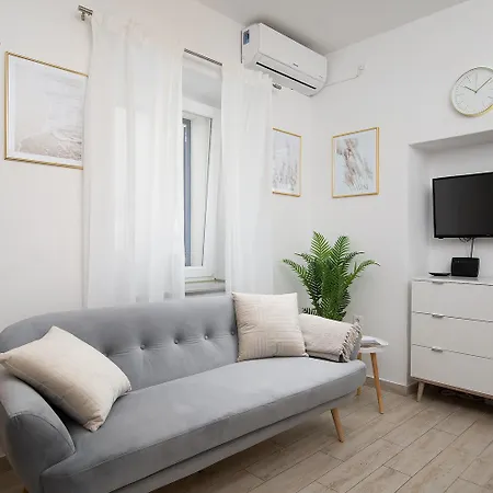 Elegant Next To Arena Daire *