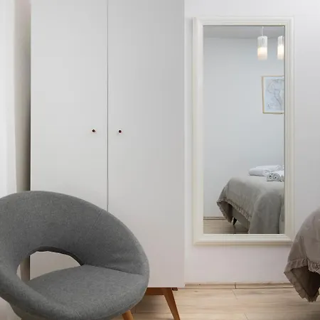 Elegant Next To Arena Apartment Pula