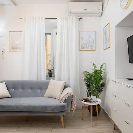 Appartement Elegant Next To Arena Pula